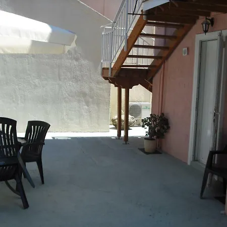 σαραντησ μαρκόπουλος *