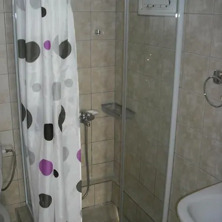 σαραντησ μαρκόπουλος Lakithra