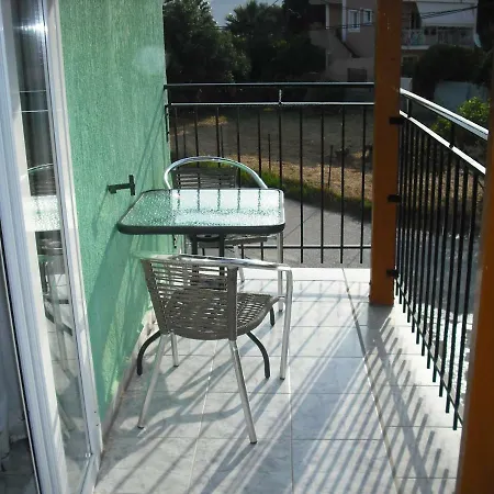 Hébergement de vacances σαραντησ μαρκόπουλος Lakíthra